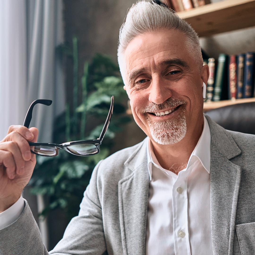 ¡Existe! Esta es la forma en la que puedes revertir tus canas (sin tinte de pelo)