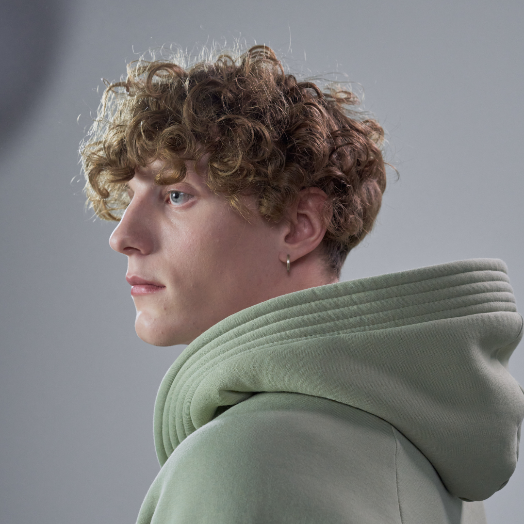 ¿Cómo darle textura al cabello del hombre?