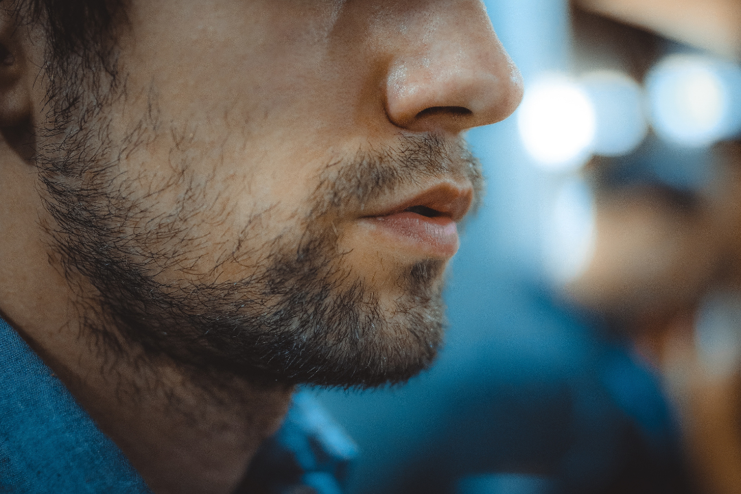 Consejos Sir Fausto: ¿Cómo potenciar el crecimiento de tu barba?