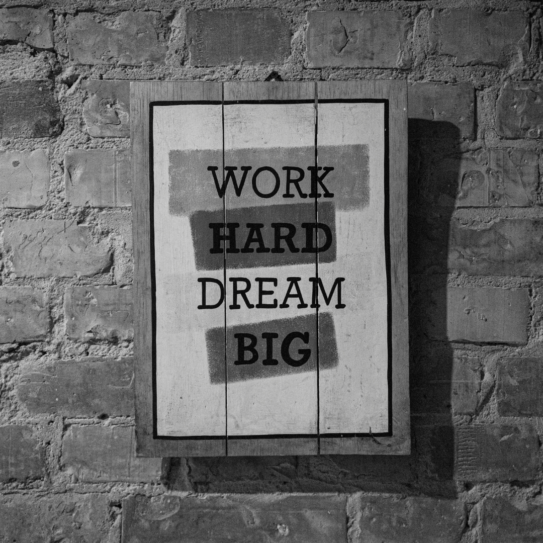 ¡A perseguir nuestras metas! 7 frases motivacionales que deberías leer cada día al despertar